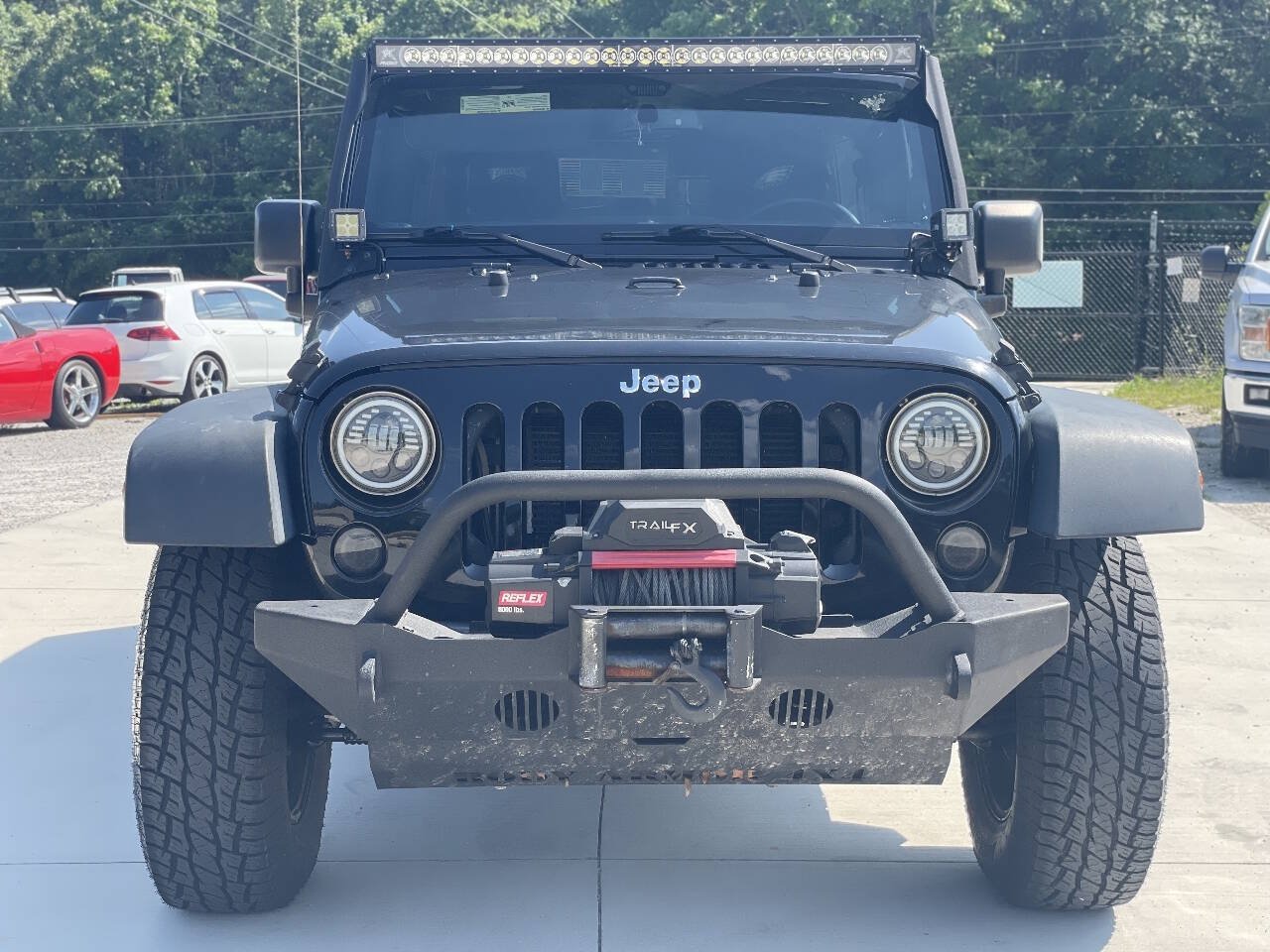 Used 2015 Jeep Wrangler Unlimited Rubicon w/ Connectivity Group AWD/4WD image 2