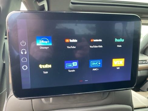 Used 2025 GMC Yukon XL Denali Ultimate w/ LPO, Floor Liner Package image 32