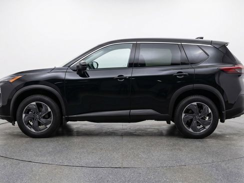 Used 2025 Nissan Rogue SV image 5