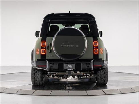 New 2026 Land Rover Defender 110 X-Dynamic SE image 4