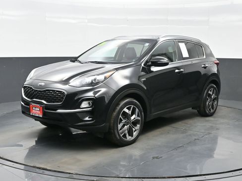 Used 2020 Kia Sportage EX image 2