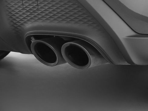Certified 2026 Porsche Macan AWD/4WD image 17