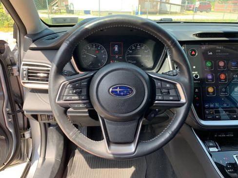 Used 2025 Subaru Outback Touring XT AWD/4WD image 29