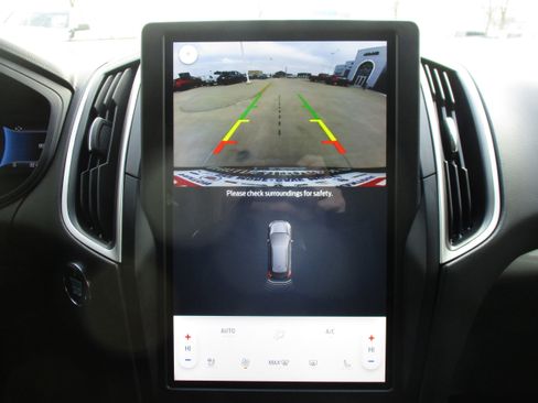 Used 2024 Ford Edge SEL w/ Convenience Package image 25