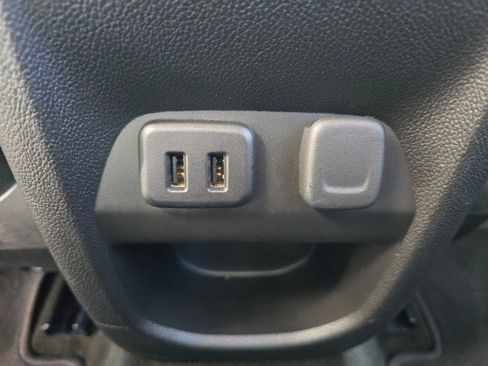 Used 2017 Chevrolet Colorado Z71 image 21