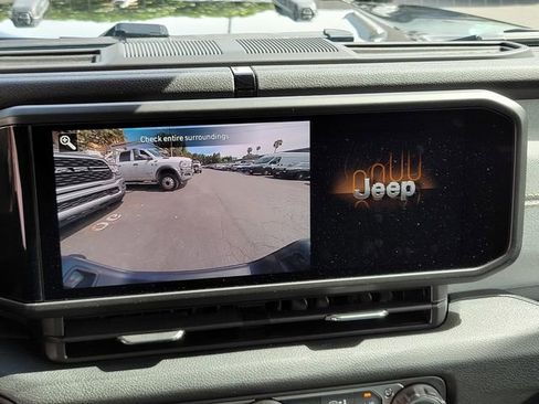 New 2026 Jeep Gladiator Sport image 25