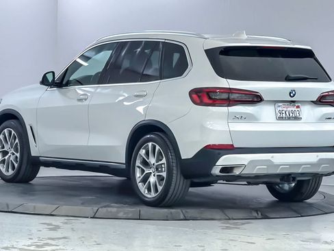 Used 2023 BMW X5 xDrive40i AWD/4WD image 6