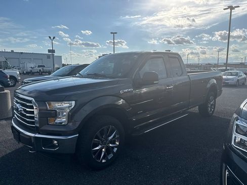 Used 2017 Ford F150 XLT w/ Equipment Group 302A Luxury AWD/4WD image 2
