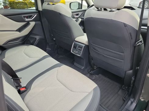 Used 2023 Subaru Forester Premium image 27
