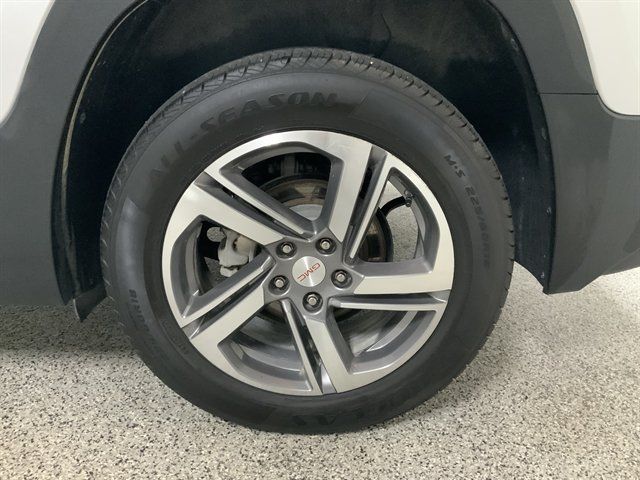 Used 2020 GMC Terrain SLT w/ Preferred Package AWD/4WD image 10