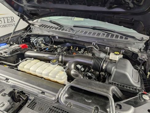 Used 2024 Ford Expedition Limited image 39