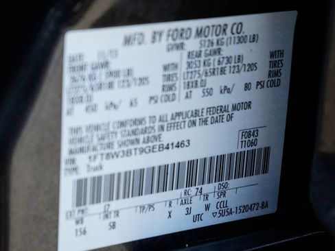 Used 2016 Ford F350 Lariat w/ Lariat Ultimate Package AWD/4WD image 54