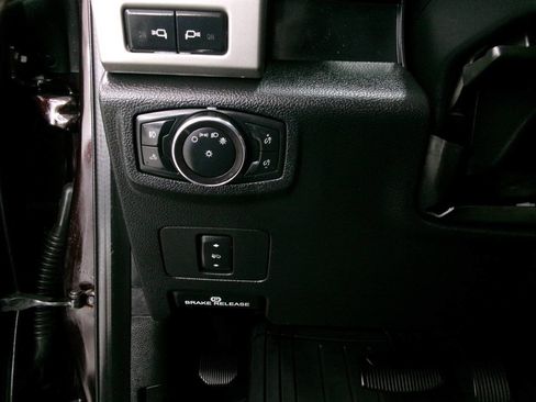 Used 2019 Ford F250 Lariat w/ Chrome Package AWD/4WD image 37