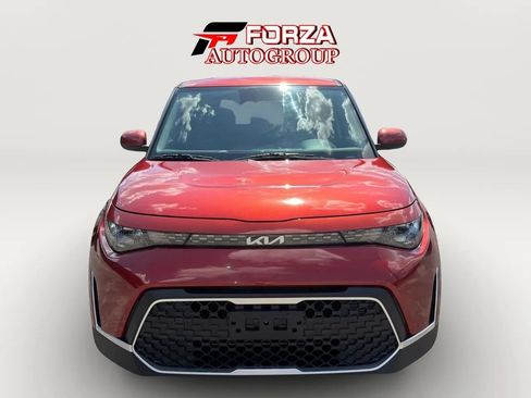 Used 2023 Kia Soul LX w/ Option Group 015 FWD image 2