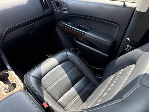 Used 2018 GMC Canyon Denali AWD/4WD image 11