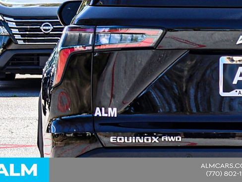 Used 2025 Chevrolet Equinox LT image 14