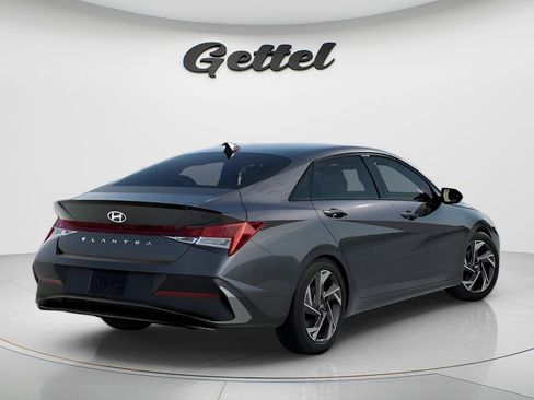 New 2026 Hyundai Elantra SEL Sport Premium FWD image 4