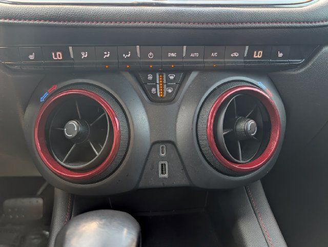 Used 2020 Chevrolet Blazer RS AWD/4WD image 24