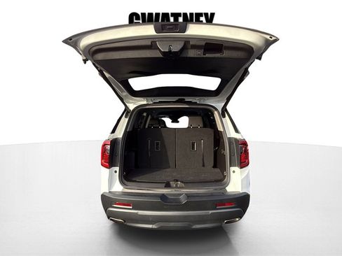 Used 2023 GMC Acadia AT4 w/ Preferred Package image 20