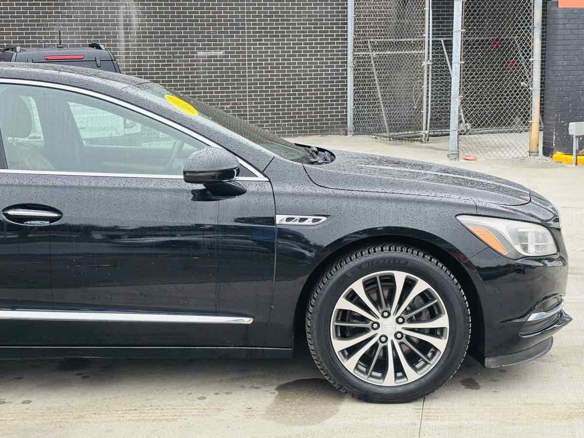 Used 2017 Buick LaCrosse Premium w/ Driver Confidence Package #2 AWD/4WD image 6