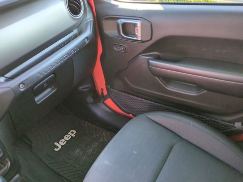Used 2018 Jeep Wrangler Sport S image 16