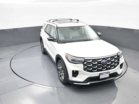 Used 2025 Ford Explorer Platinum w/ Ultimate Package image 53