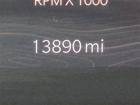 Used 2024 Jeep Grand Cherokee Altitude image 27