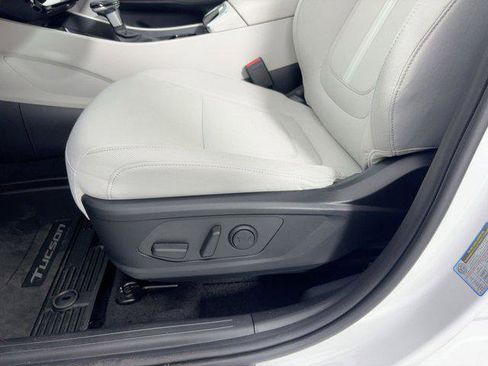 New 2026 Hyundai Tucson SEL image 14
