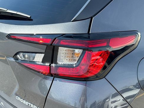 Certified 2025 Subaru Crosstrek 2.5i Limited w/ Crosstrek Mirror Package image 37