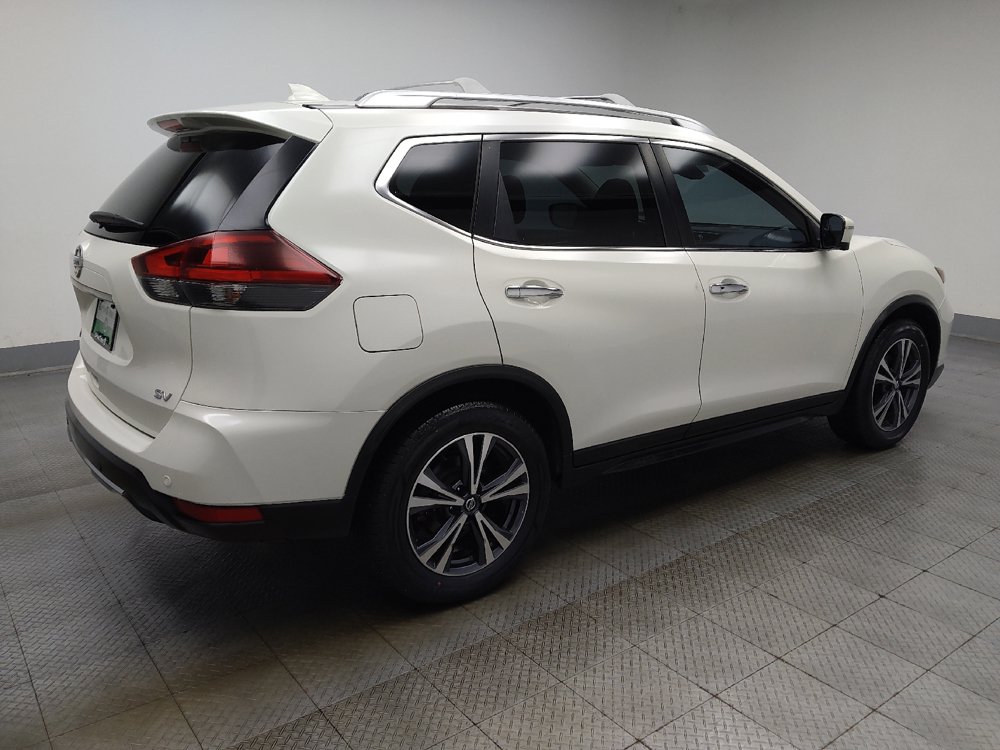 Used 2020 Nissan Rogue SV w/ Sun & Sound Touring Package FWD image 10
