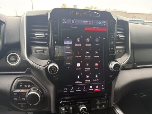 Certified 2025 RAM 1500 Big Horn AWD/4WD image 32