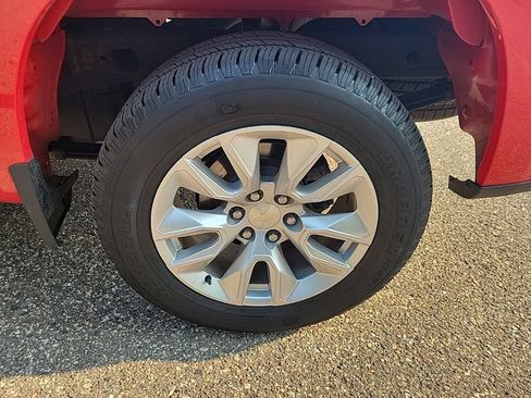 Used 2022 Chevrolet Silverado 1500 Custom AWD/4WD image 23