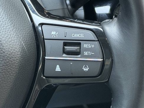 Used 2025 Honda CR-V EX-L image 24