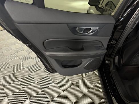 Used 2025 Volvo S60 B5 Plus FWD image 25