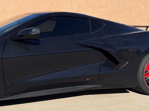 Used 2024 Chevrolet Corvette Stingray Preferred Cpe w/ 2LT image 24