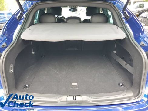 Used 2023 Maserati Levante GT AWD/4WD image 9