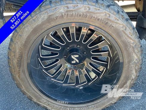 Used 2019 Chevrolet Silverado 1500 LT w/ All Star Edition AWD/4WD image 11