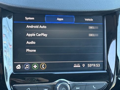 Used 2020 Chevrolet Trax LT w/ LT Convenience Package image 22