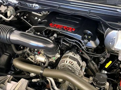 Used 2019 RAM 1500 Rebel w/ Rebel Level 2 Equipment Group AWD/4WD image 32