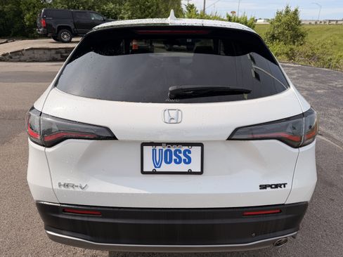 Certified 2024 Honda HR-V Sport image 4