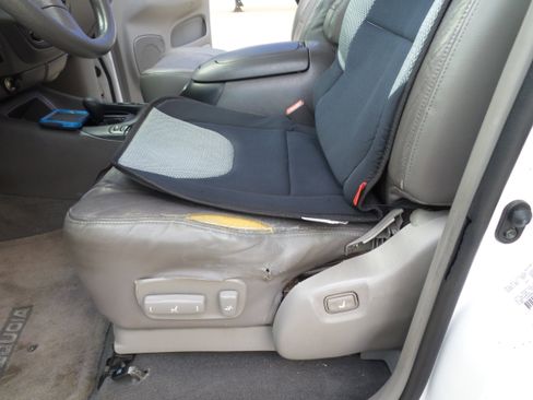 Used 2001 Toyota Sequoia SR5 image 35