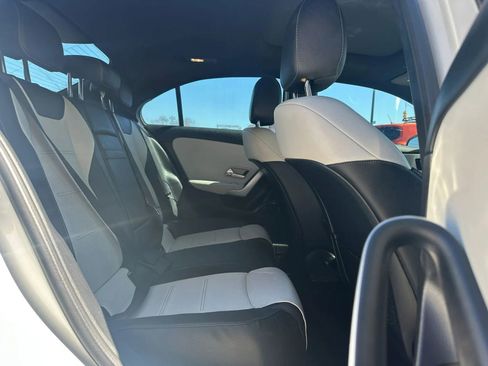 Used 2019 Mercedes-Benz A 220 4MATIC image 13