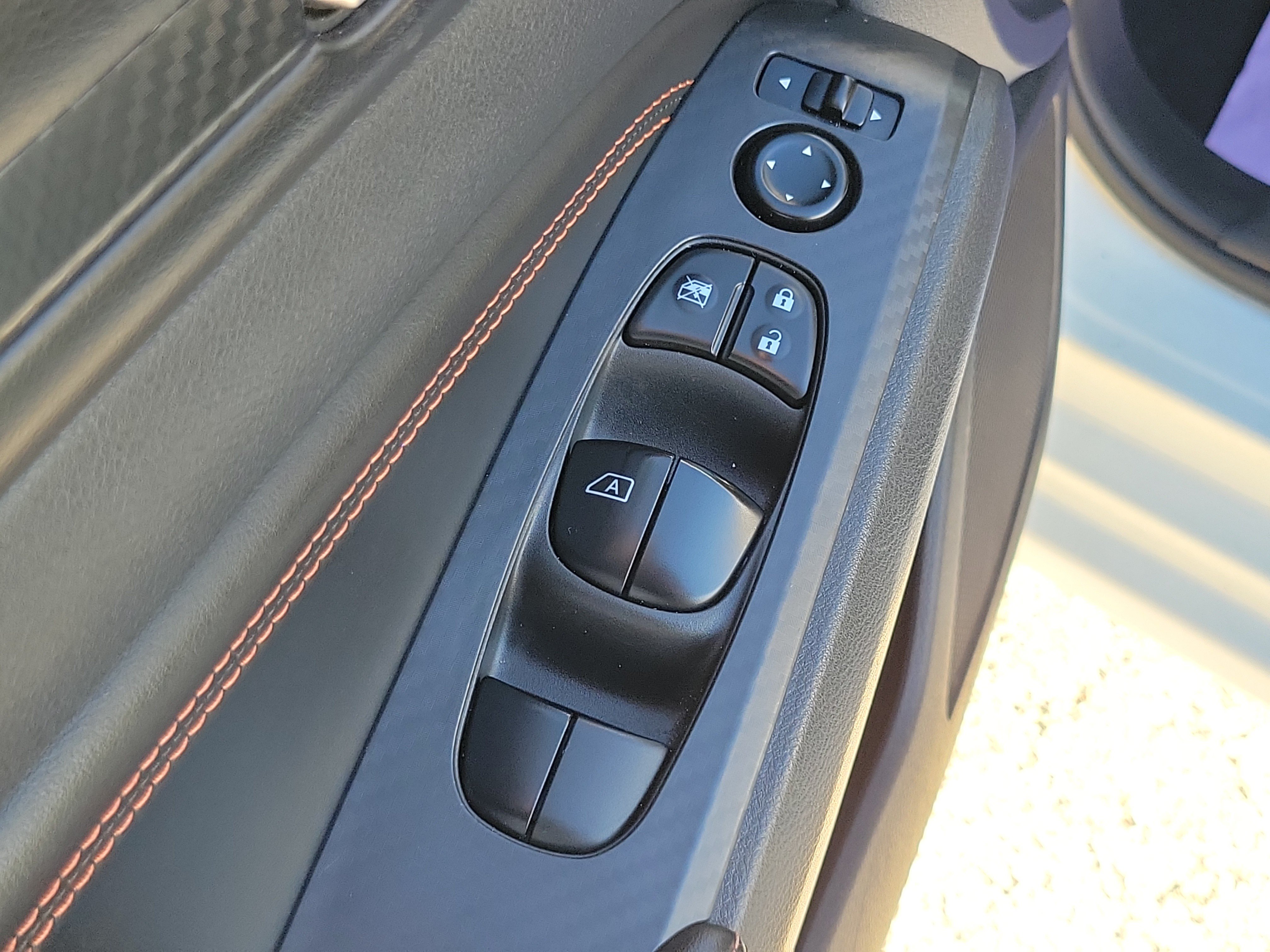 Used 2021 Nissan Altima 2.5 SR FWD image 15