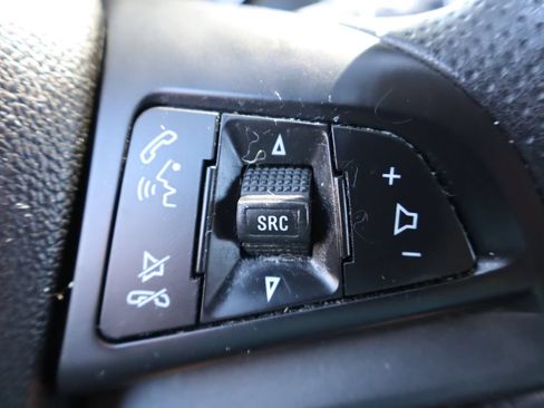 Used 2017 Chevrolet Trax LT AWD/4WD image 30