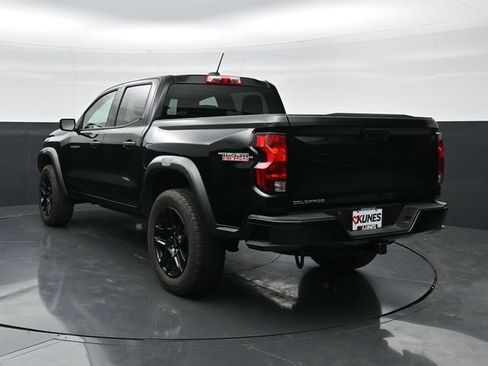 Used 2024 Chevrolet Colorado Trail Boss w/ Advanced Trailering Package AWD/4WD image 8