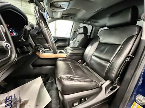 Used 2018 Chevrolet Silverado 1500 LTZ w/ Sport Package image 13