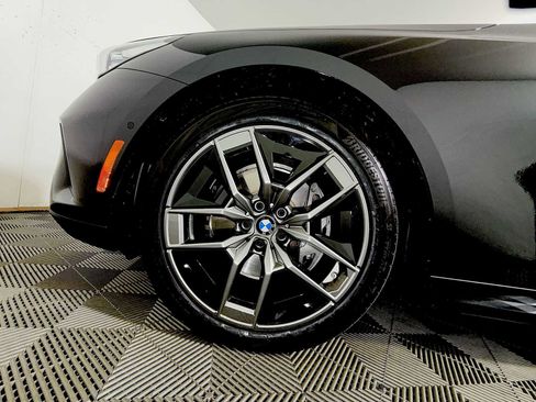 Used 2026 BMW i5 eDrive40 w/ Premium Package image 8