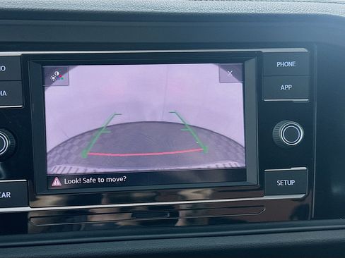 Used 2019 Volkswagen Jetta SE FWD image 22