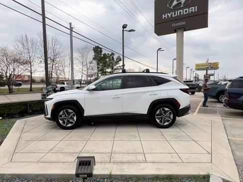 Certified 2026 Hyundai Tucson SEL FWD image 3