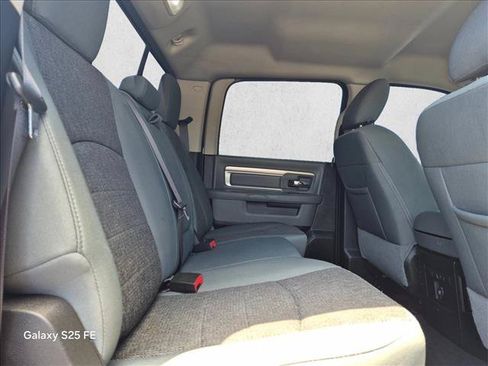 Used 2019 RAM 1500 Big Horn RWD image 19